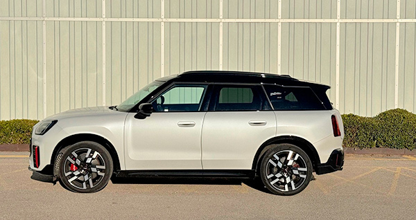 Mini-Countryman-JCW