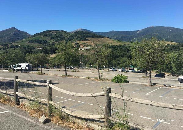 area-de-autocaravanas-de-Collioure-NL